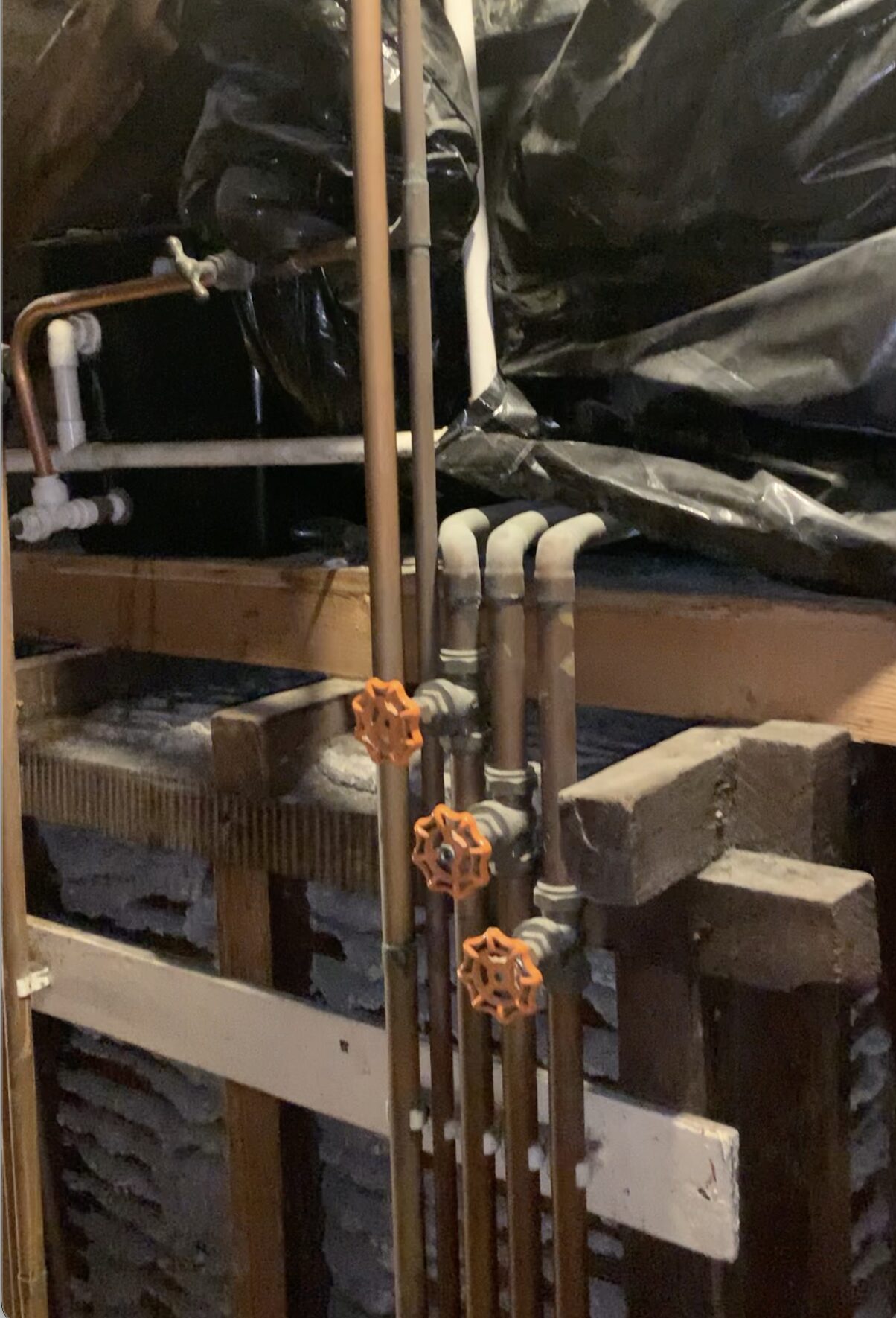 Large water tanks in loft with broken stopcocks