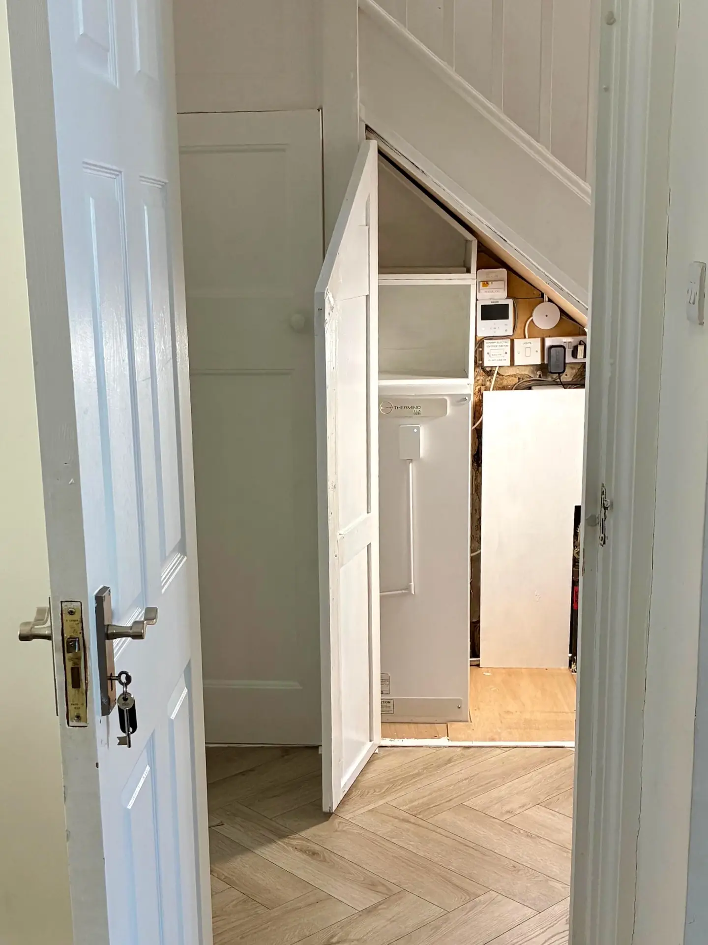 Sunamp in location under stairs