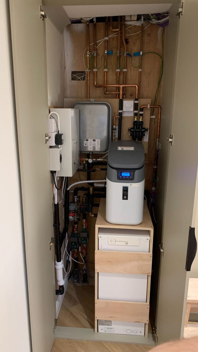 Final Sunamp cupboard